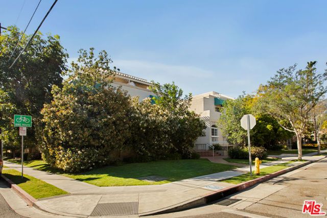 1201 Viola Avenue 113, Glendale, CA 91202