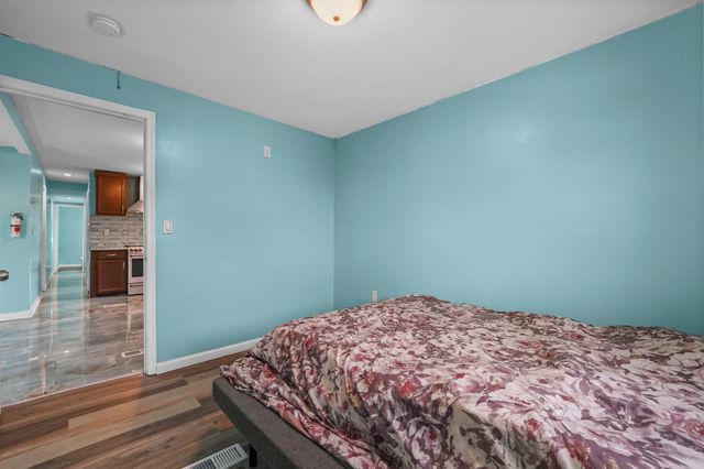 21 HELEN DR, Moonachie, NJ 07074