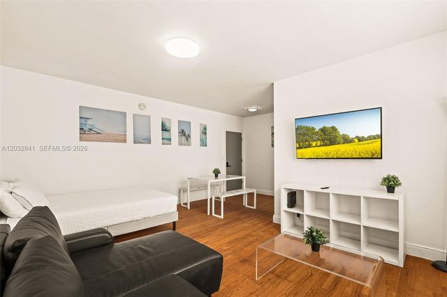 7340 Harding Avenue 15, Miami Beach, FL 33141