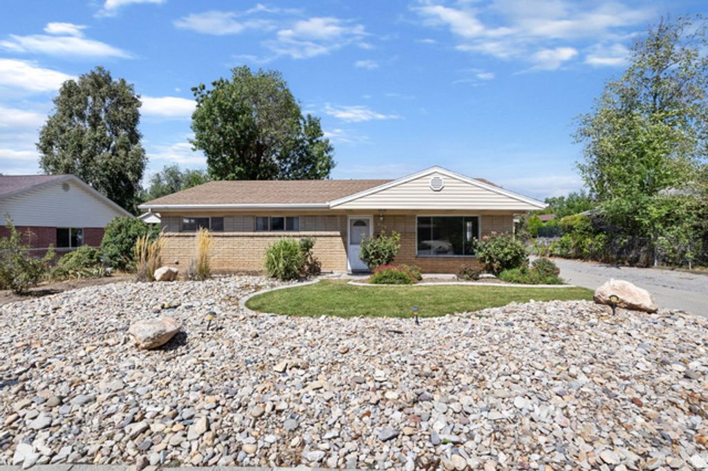 2173 E 6675 S, Cottonwood Heights, UT 84121 — exterior