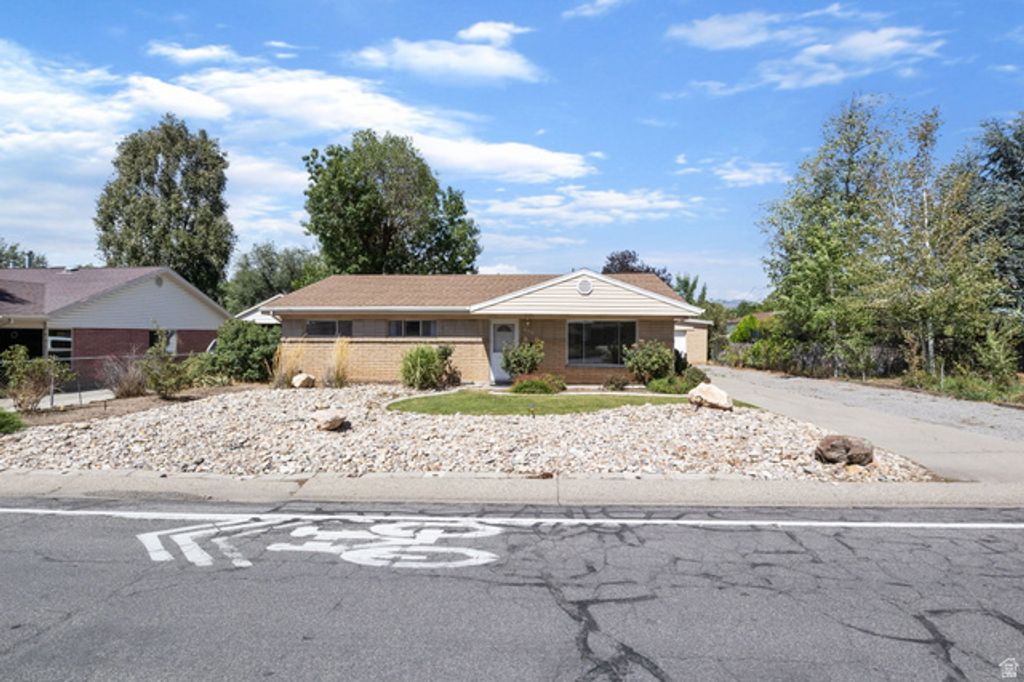 2173 E 6675 S, Cottonwood Heights, UT 84121 — photo 5