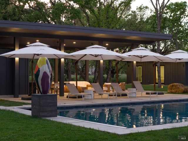 195-247 Fisher Ln, Sonoma, CA 95476