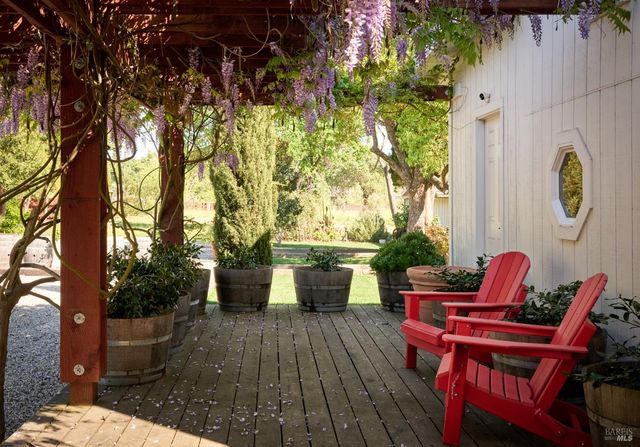 195-247 Fisher Ln, Sonoma, CA 95476