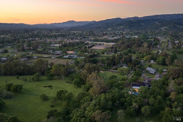 195-247 Fisher Ln, Sonoma, CA 95476