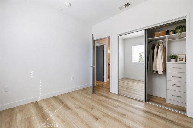 14662 W Sara Lane, Panorama City, CA 91402