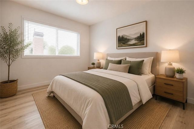 14662 W Sara Lane, Panorama City, CA 91402
