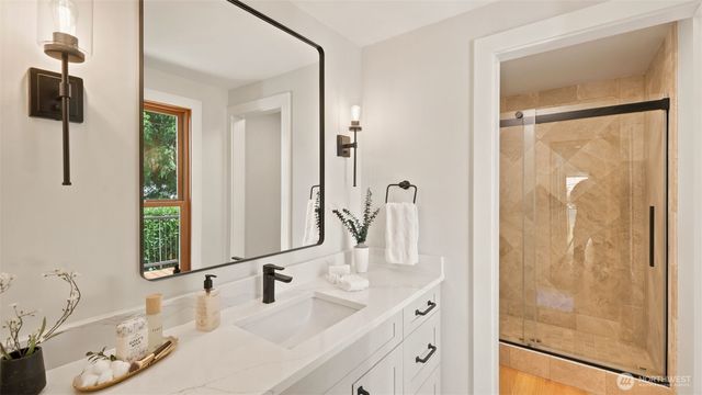 15510 NE 160th Street, Woodinville, WA 98072