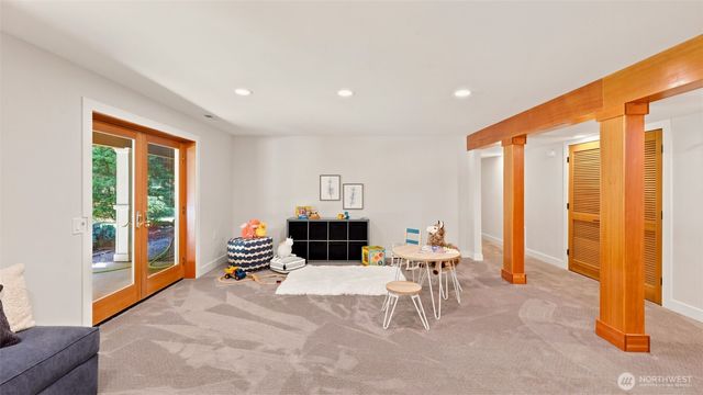 15510 NE 160th Street, Woodinville, WA 98072