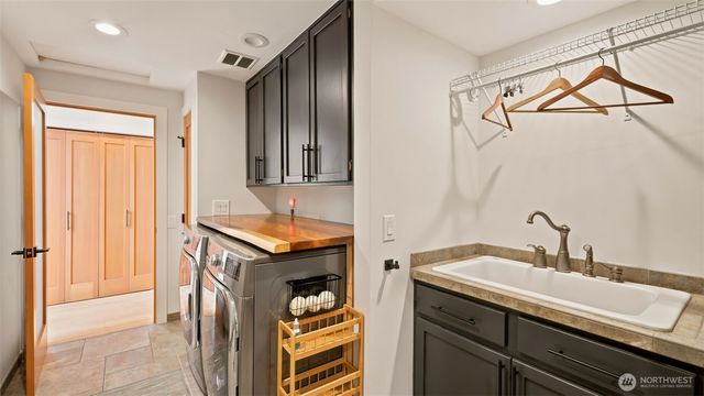 15510 NE 160th Street, Woodinville, WA 98072