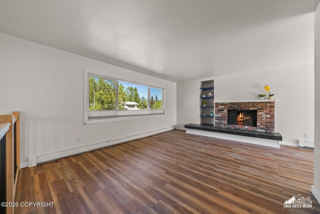 2810 Gillam Circle, Anchorage, AK 99517