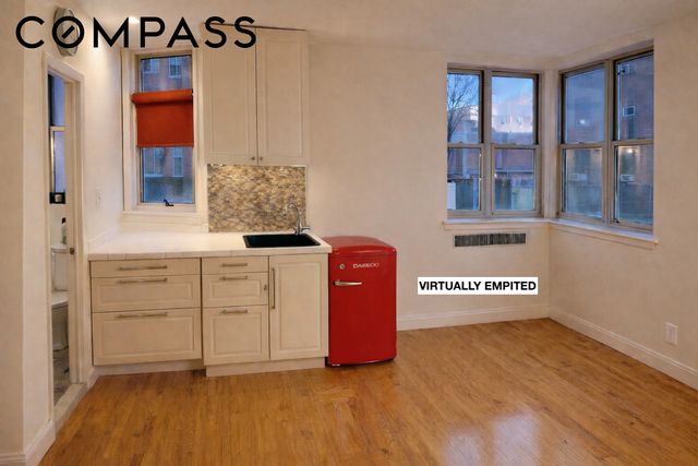 120 Bennett Ave Apt 1H, New York City, NY 10033