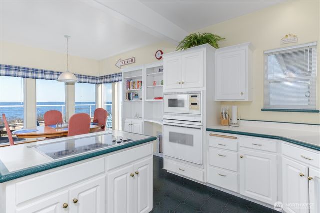 190 Diamond Shore Lane, Sequim, WA 98382