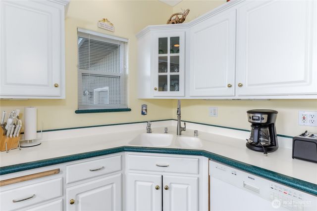 190 Diamond Shore Lane, Sequim, WA 98382