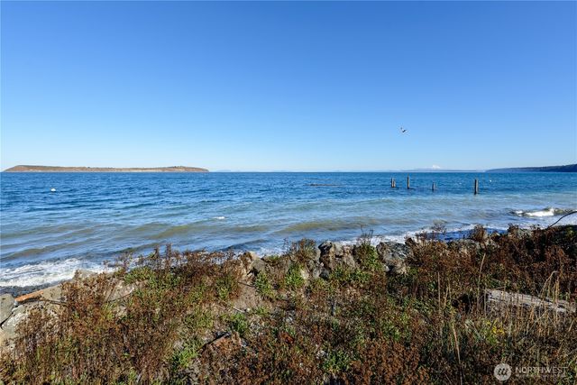 190 Diamond Shore Lane, Sequim, WA 98382