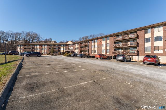 2113 Cromwell Hills Drive 2113, Cromwell, CT 06416