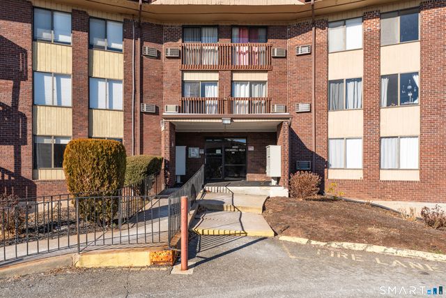 2113 Cromwell Hills Drive 2113, Cromwell, CT 06416