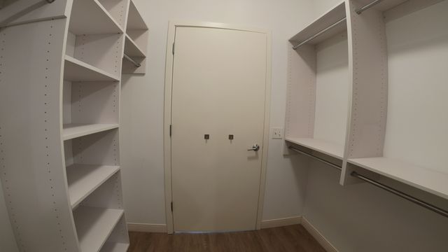 229 Park Avenue 208, Clarendon Hills, IL 60514