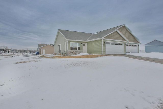3703 Green Pastures Lane, Weston, WI 54476