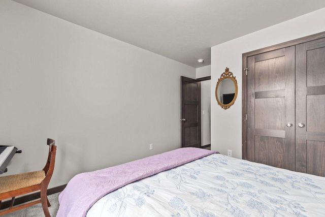 1920 WHITE DOVE LANE, Kaukauna, WI 54130