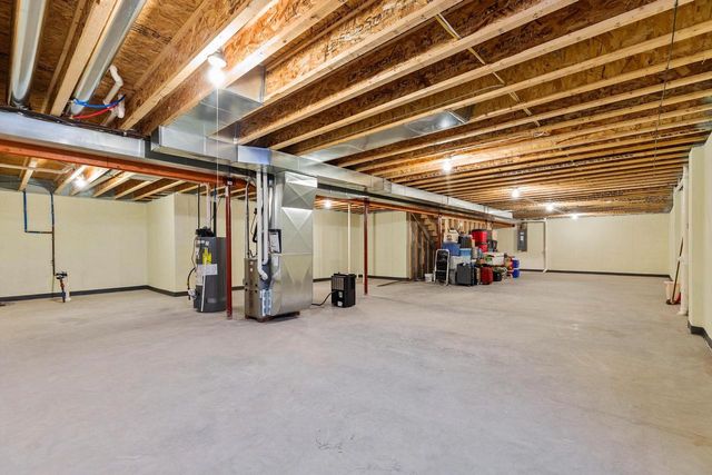 1920 WHITE DOVE LANE, Kaukauna, WI 54130