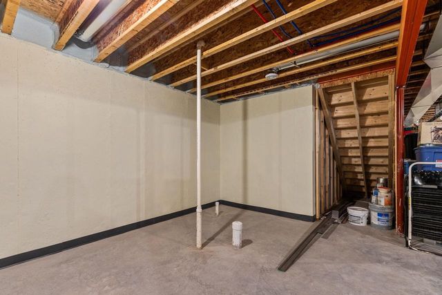 1920 WHITE DOVE LANE, Kaukauna, WI 54130