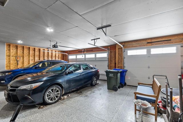 1920 WHITE DOVE LANE, Kaukauna, WI 54130