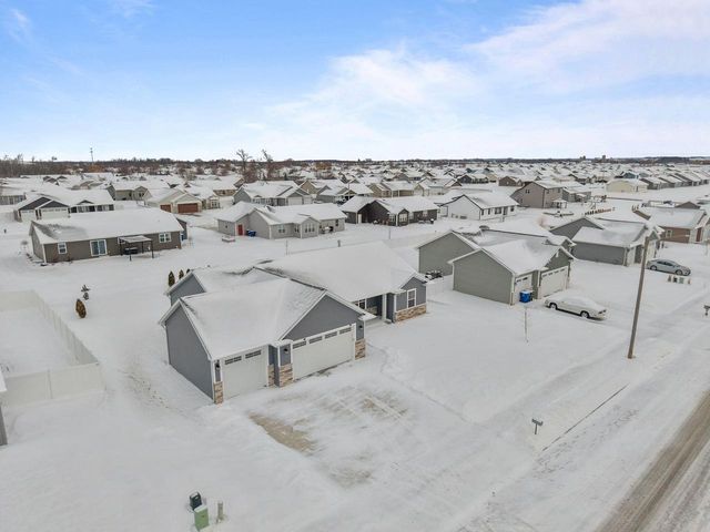 1920 WHITE DOVE LANE, Kaukauna, WI 54130