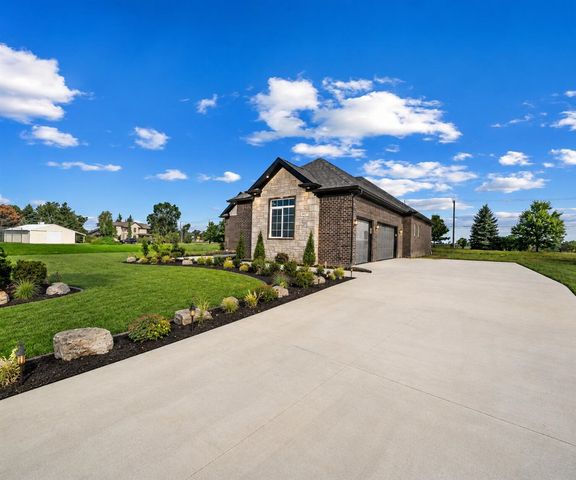 8561 Cobblestone Drive, Newport, MI 48166