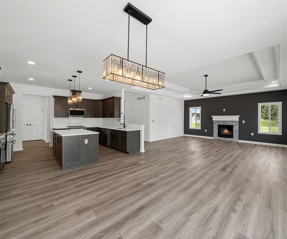 8561 Cobblestone Drive, Newport, MI 48166