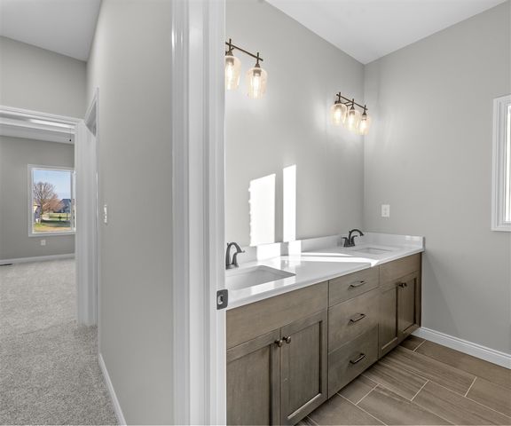 8561 Cobblestone Drive, Newport, MI 48166