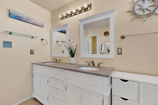 3705 Lucid Meadows Drive NE, Rio Rancho, NM 87144