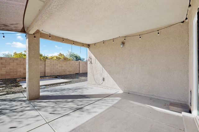 3705 Lucid Meadows Drive NE, Rio Rancho, NM 87144