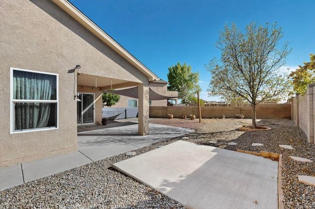 3705 Lucid Meadows Drive NE, Rio Rancho, NM 87144