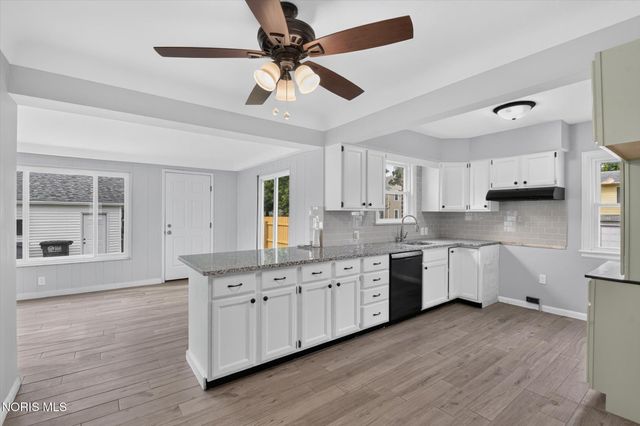 1447 Craigwood Road, Toledo, OH 43612