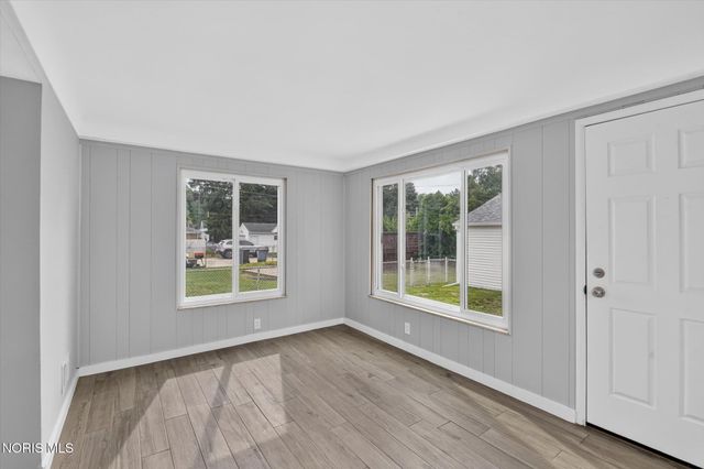 1447 Craigwood Road, Toledo, OH 43612