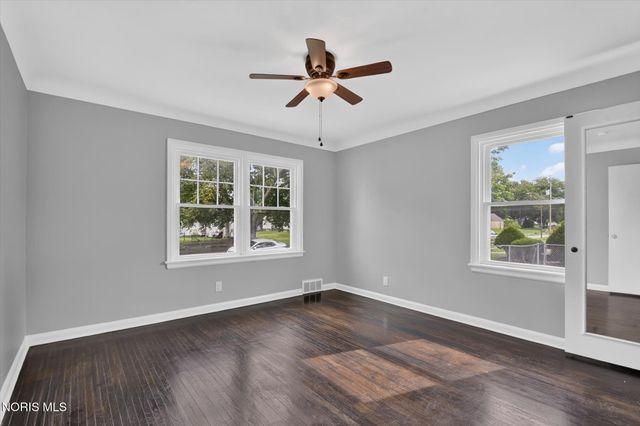 1447 Craigwood Road, Toledo, OH 43612