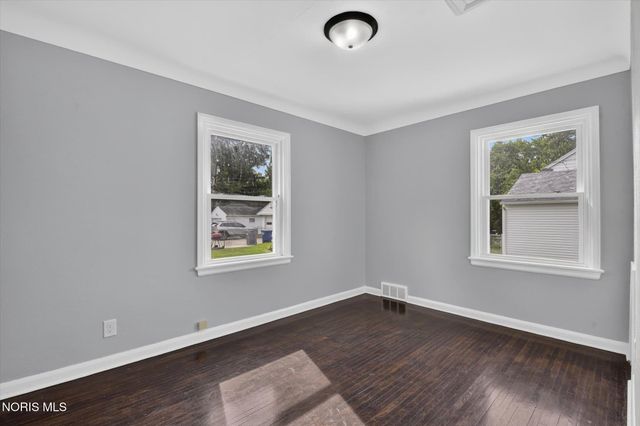 1447 Craigwood Road, Toledo, OH 43612