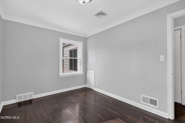 1447 Craigwood Road, Toledo, OH 43612