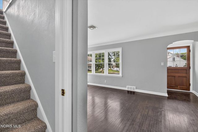 1447 Craigwood Road, Toledo, OH 43612