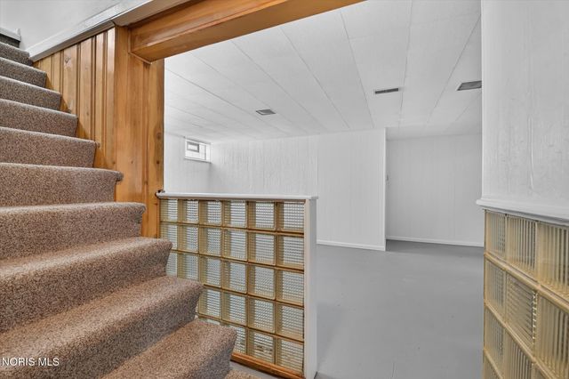 1447 Craigwood Road, Toledo, OH 43612