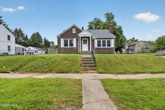 1447 Craigwood Road, Toledo, OH 43612