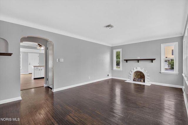 1447 Craigwood Road, Toledo, OH 43612