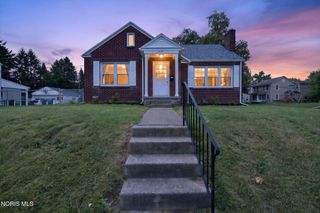 1447 Craigwood Road, Toledo, OH 43612
