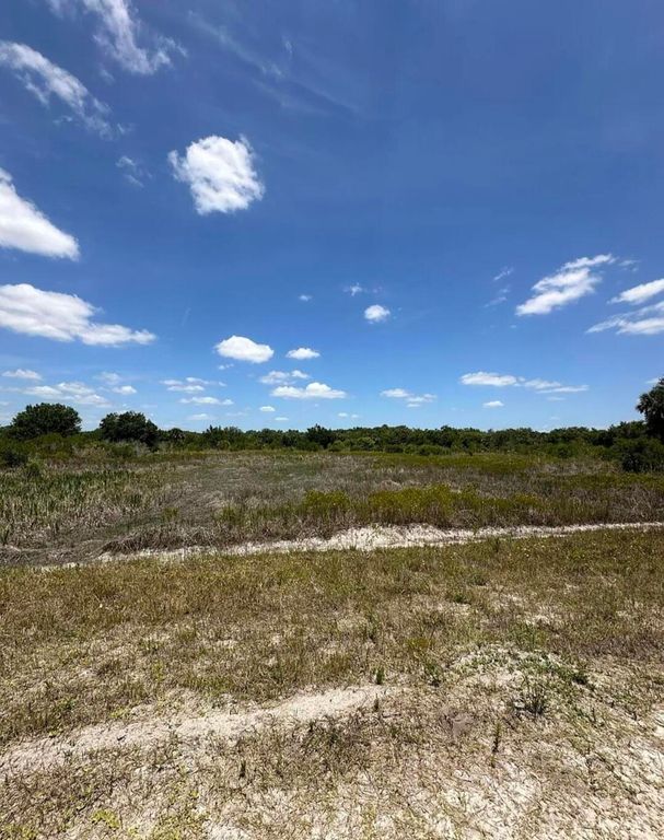 18826 260th Street, Okeechobee, FL 34972