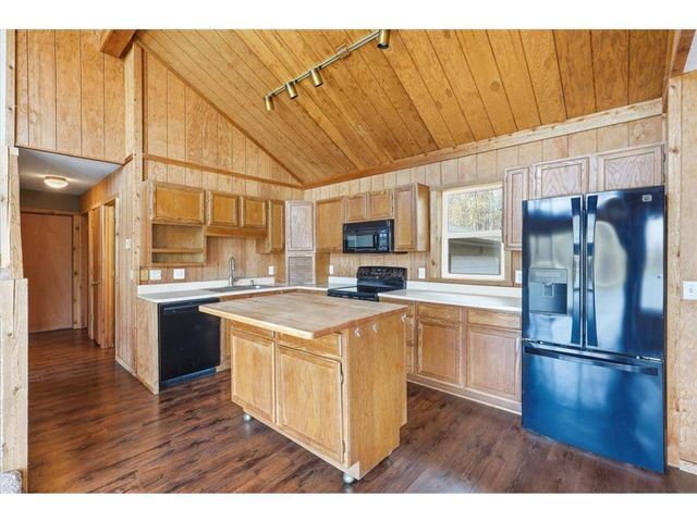 2184 Island Drive, Somerset, WI 54025