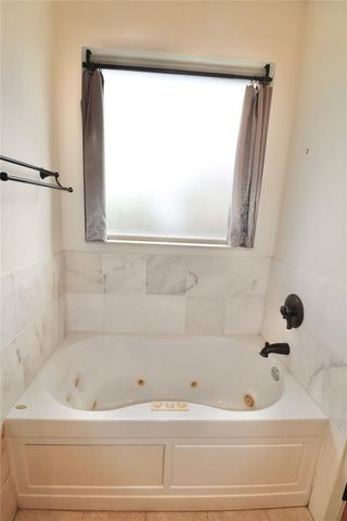 109 Horizon View Court, Norman, OK 73071