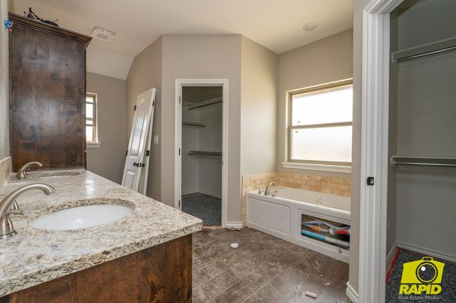 9585 Grey Wolf Lane, San Angelo, TX 76901