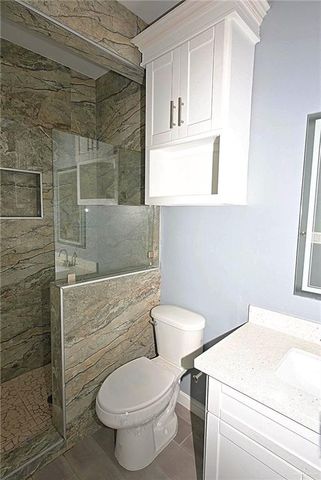 513 N Kika De La Garza Boulevard, La Joya, TX 78560