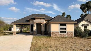 513 N Kika De La Garza Boulevard, La Joya, TX 78560