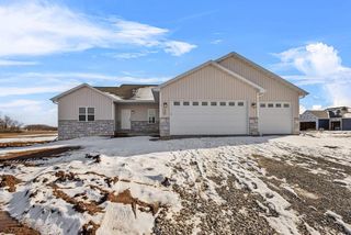 N8818 DUBLIN, Menasha, WI 54952